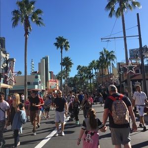 Meet your Posher, Logan